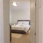 Apartment Cozy Living 2 Bedroom Walk To Sea