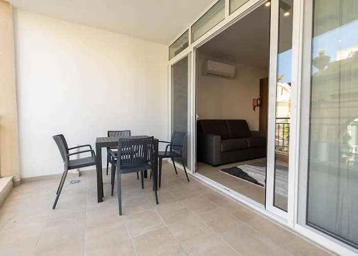 Apartamento Cozy Living 2 Bedroom Walk To Sea *