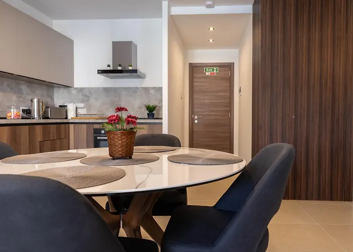 Spacious 2 Bedroom * St. Paul's Bay