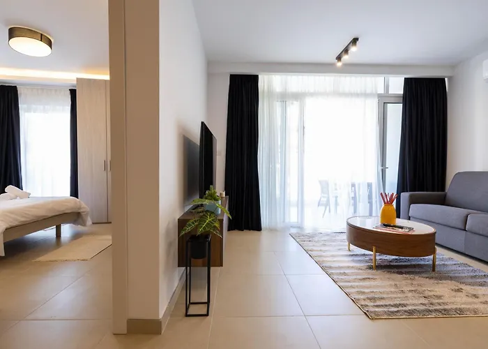 Daire Spacious 2 Bedroom St. Paul's Bay