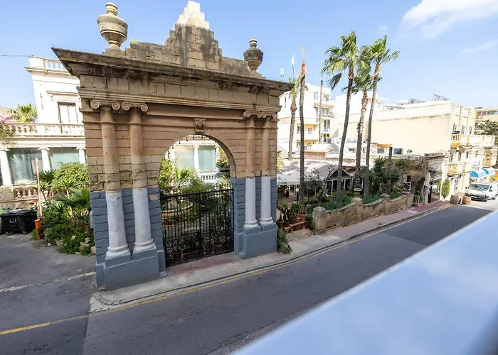 Spacious 2 Bedroom Apartament St. Paul's Bay