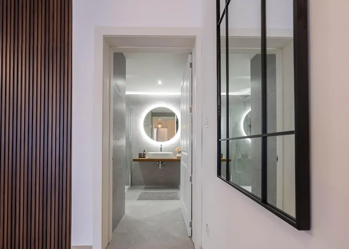 Spacious 2 Bedroom Apartament *