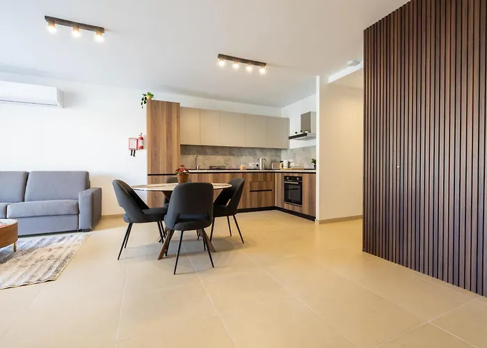 Daire Spacious 2 Bedroom *