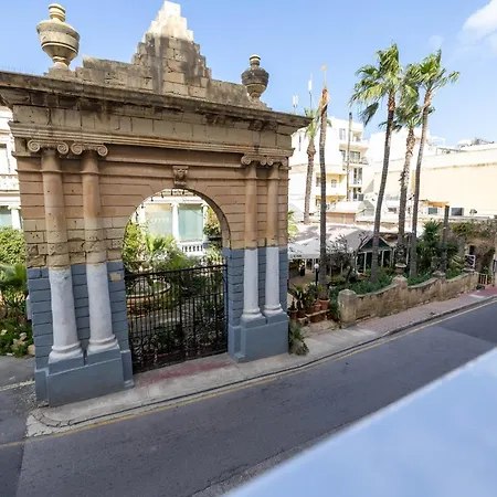 Cozy Living 2 Bedroom Walk To Sea Apartamento St Paul's Bay