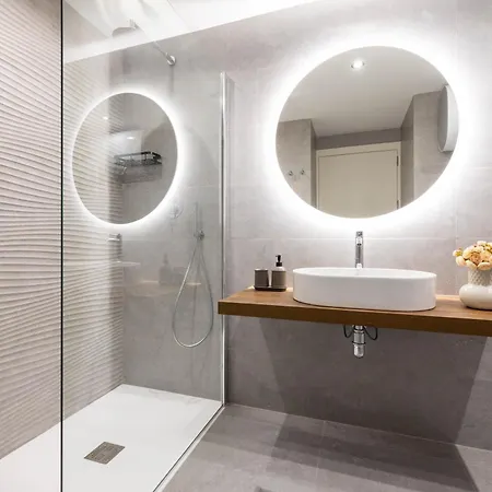 Spacious 2 Bedroom