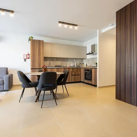 Apartamento Cozy Living 2 Bedroom Walk To Sea *